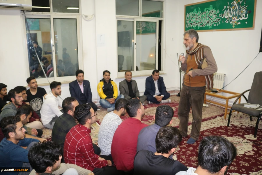 نشست صمیمی با دانشجویان خوابگاه 4