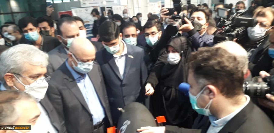 رونمایی از زیر دریایی بدون سرنشین دانشگاه فنی و حرفه ای استان گیلان مرکز شهید خدادادی انزلی  با حضور وزیر علوم و دکتر ستاری و دکتر صالحی عمران 3