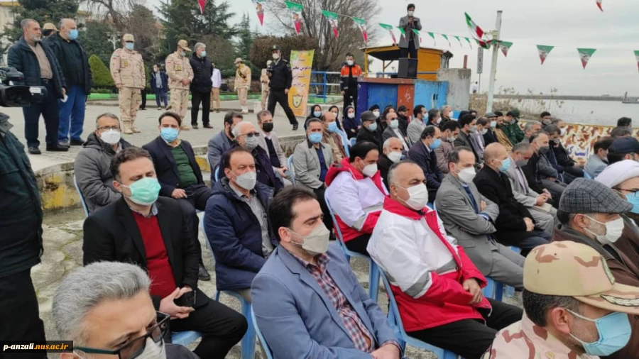 مراسم سالروز دوازده بهمن 1400 و گلزیزان مزار شهدای گمنام و رژه ناوگان نیروی دریایی 10