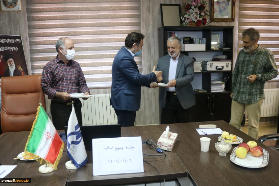 نشست بمناسبت گرامیداشت هفته بسیج 4
