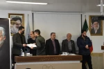 مراسم بزرگداشت چهارمین سالروز شهادت سردار سلیمانی و گرامیداشت میلاد حضرت زهرا (س) و مقام مادر با دعوت از پدر و مادر شهید مدافع حرم شهید جهانگیر جعفری نیا و تقدیر از دانشجویان برتر فرهنگی دانشکده پسران رشت 2