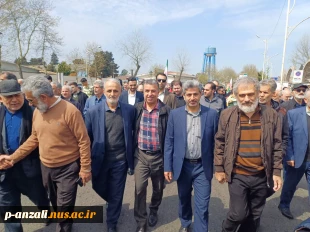 حضور همکاران آموزشکده ملی مهارت  بندر انزلی (شهید خدادادی)  در راهپیمایی روز جهانی قدس
 2