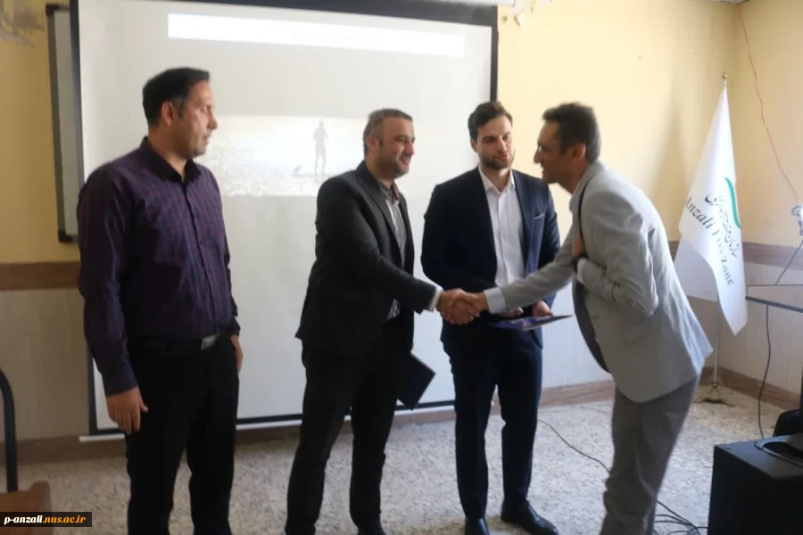 برگزاری کارگاه آشنایی با تجهیزات ورزش آبی استندآپ پدل در آموزشکده ملی مهارت بندرانزلی
 6