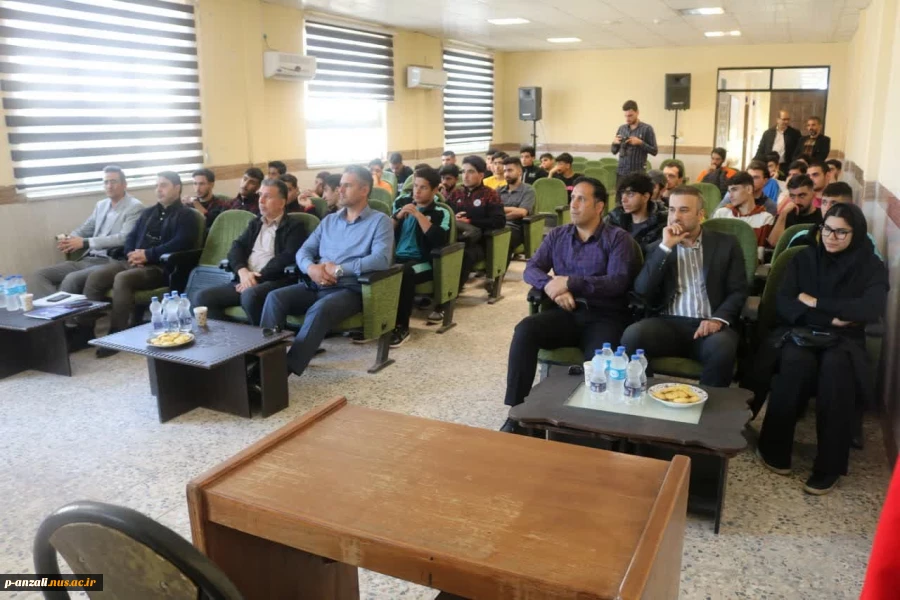 برگزاری کارگاه آشنایی با تجهیزات ورزش آبی استندآپ پدل در آموزشکده ملی مهارت بندرانزلی
 7