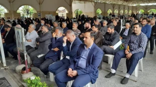 حضور همکاران آموزشکده ملی مهارت بندر انزلی در اولین سالگرد شهدای خدمت در گلزار شهدای بندرانزلی  3