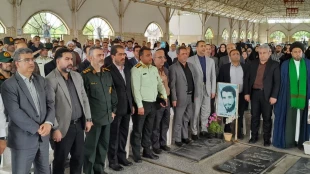 حضور همکاران آموزشکده ملی مهارت بندر انزلی در اولین سالگرد شهدای خدمت در گلزار شهدای بندرانزلی  8