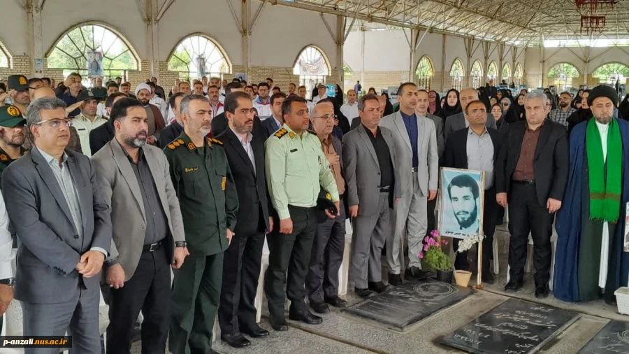حضور همکاران آموزشکده ملی مهارت بندر انزلی در اولین سالگرد شهدای خدمت در گلزار شهدای بندرانزلی  8