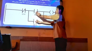 برگزاری کارگاه آموزش plc مقدماتی توسط دانشجویان انجمن علمی رشته برق الکتروتکنیک 4