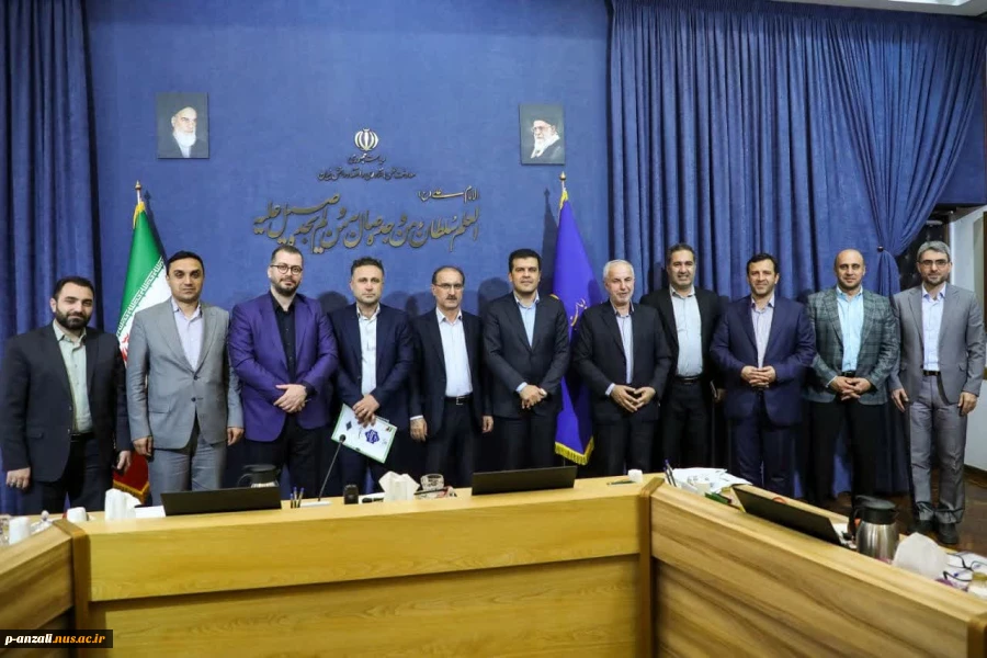 دیدار ریاست آموزشکده ملی مهارت بندر انزلی با معاون علمی فناوری و اقتصاد دانش بنیان رییس جمهور 2