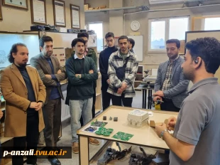 بازدید علمی دانشجویان کامپیوتر آموزشکده ملی مهارت بندرانزلی از دهکده نوآوری و فناوری فشتام
 7