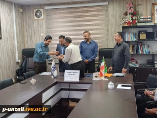 برگزاری جلسه تقدیر از ایثار گران در هفته دفاع مقدس در آموزشکده ملی مهارت پسران بندر انزلی 5